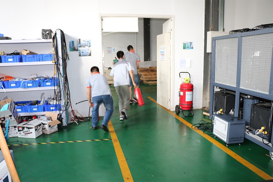 2019年8月凌工科技舉行火災擔架救助逃生演練